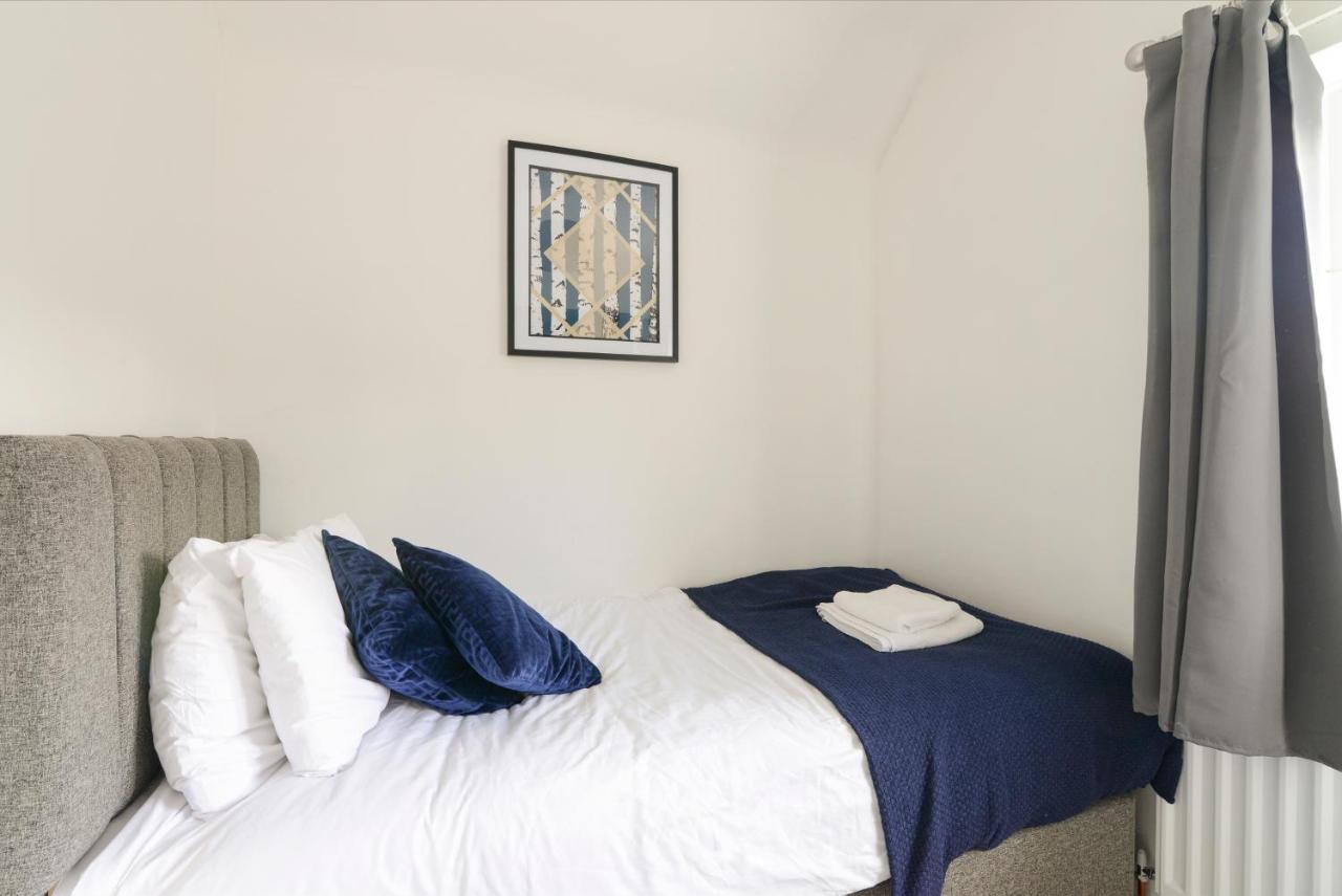 Alderton House - Spacious 3 Bed With Parking Nottingham Exterior foto